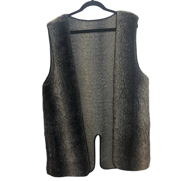 Vintage Black Gray Brown Faux Fur Vest One Size Plus Size Tall Chunky Open Vest - Picture 1 of 10